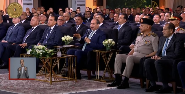 الرئيس السيسي يؤكد ضرورة تكامل عمل مؤسسات الدولة والقطاع الخاص في مجال البنية الأساسية للزراعة