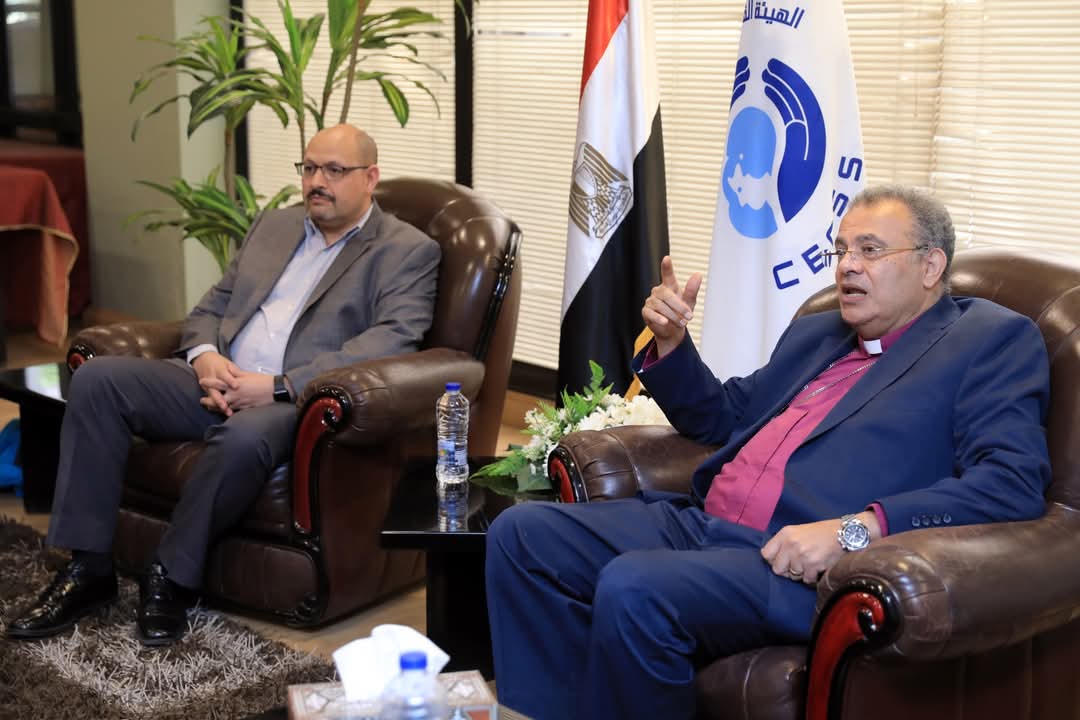 رئيس الإنجيلية يستقبل وفدًا أمريكيًّا ويؤكد: نخدم أكثر من 3 ملايين مواطن سنويًّا عبر برامج تنموية شاملة
