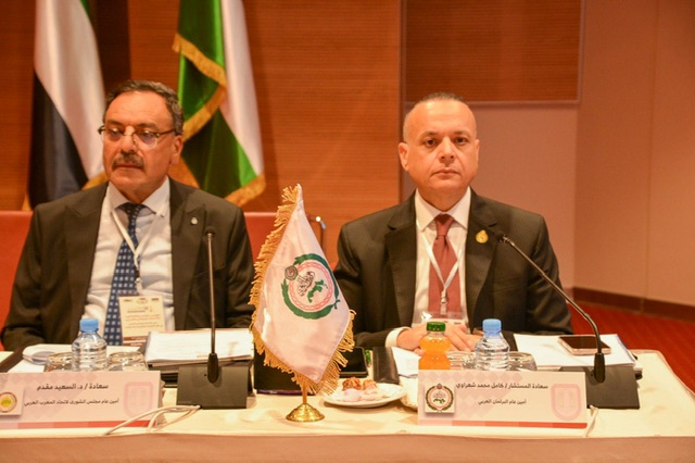 كامل شعراوي  يدعو إلى خطة شاملة لتطوير الكفاءات البشرية داخل الأمانات العامة للبرلمانات