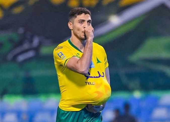 
بعد اقتراب الزمالك لضمه.. محمد شريف يدخل اهتمامات الأهلي
