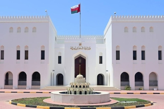 بوساطة سلطنة عُمان.. اتفاق وقف إطلاق النار بين أمريكا والحوثي