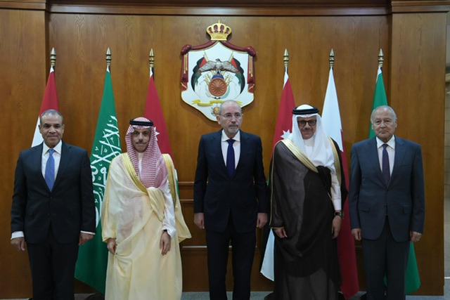 اللجنة الوزارية العربية الإسلامية تجدد دعمها لحل الدولتين وتدين عرقلة إسرائيل لزيارتها إلى رام الله