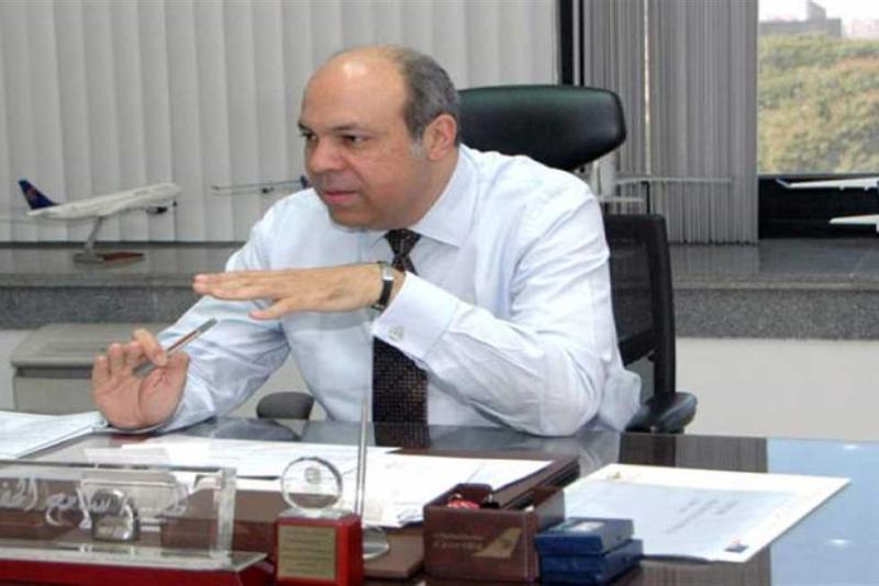 وزير الطيران: استقبلنا أكثر من 700 طائرة بعد غلق المجالات الجوية المجاورة