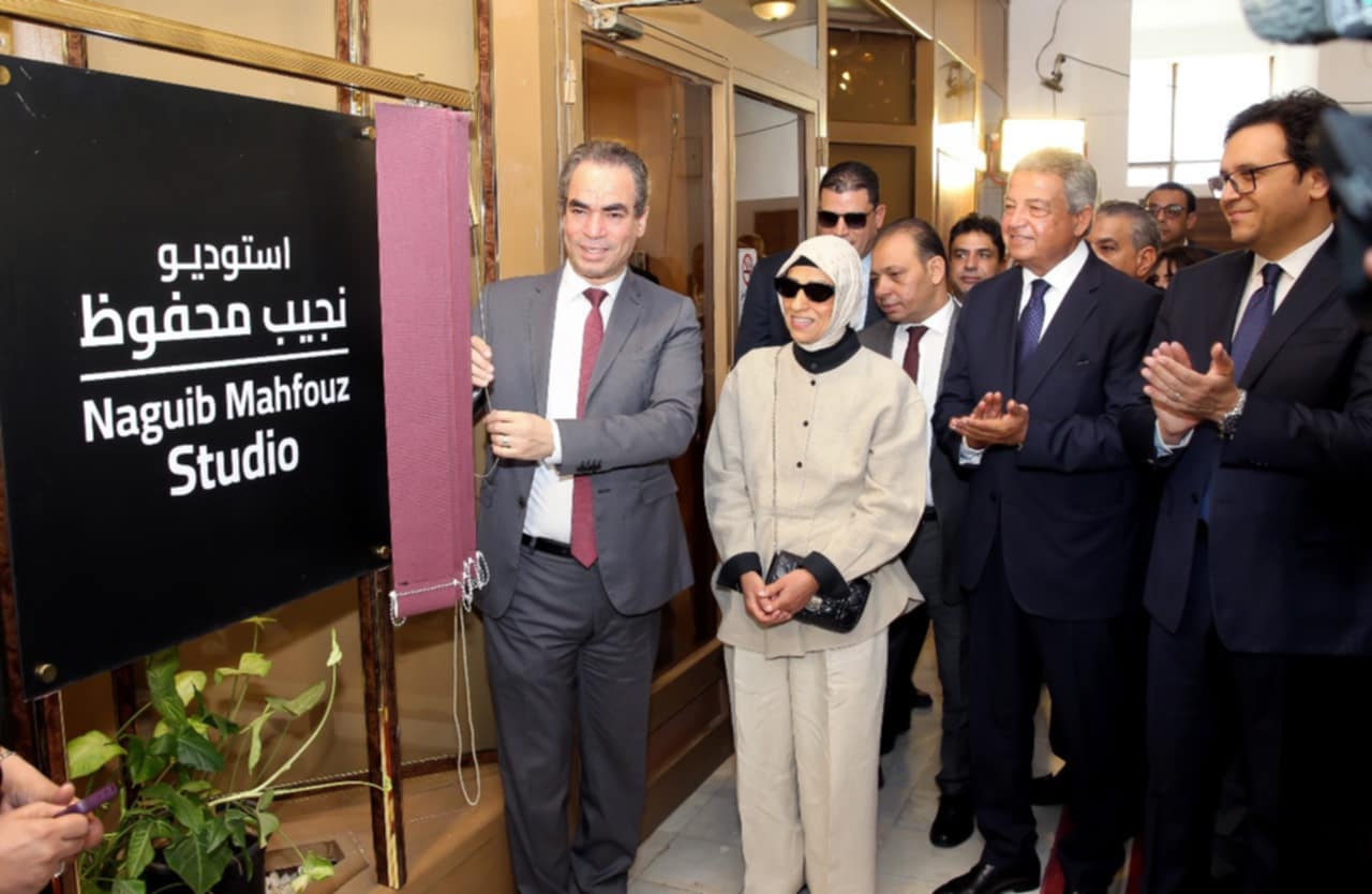 إطلالة على التاريخ .. افتتاح استديو نجيب محفوظ بماسبيرو - صور