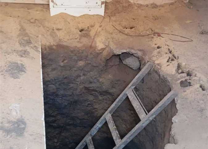 النيابة الإدارية: حفرة الأقصر عمقها 4 أمتار يشتبه في كونها لأغراض التنقيب عن آثار

