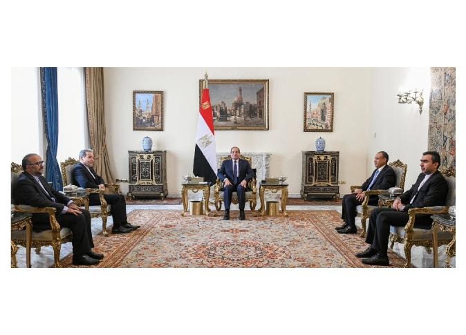 السيسي يؤكد لوزير الخارجية الإيراني أهمية وقف التصعيد في المنطقة 