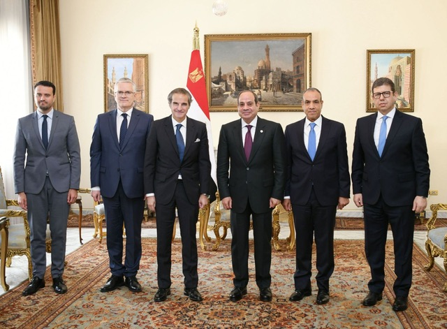 السيسي يؤكد دعم مصر لنزع السلاح النووي وإنشاء منطقة خالية من الأسلحة النووية بالشرق الأوسط