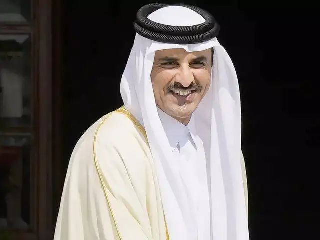 الجارديان: قطر تجد نفسها وسيطًا مرة أخرى وفي مرمى النيران
