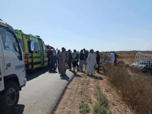 وفاة مصري وليبيين وإصابة 3 آخرين فى حادث تصادم  على طريق السلوم الدولى