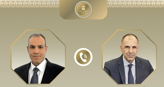 عبد العاطي يؤكد لـ نظيره اليوناني أهمية إجراء الانتخابات وتفكيك الميليشيات لضمان استقرار ليبيا