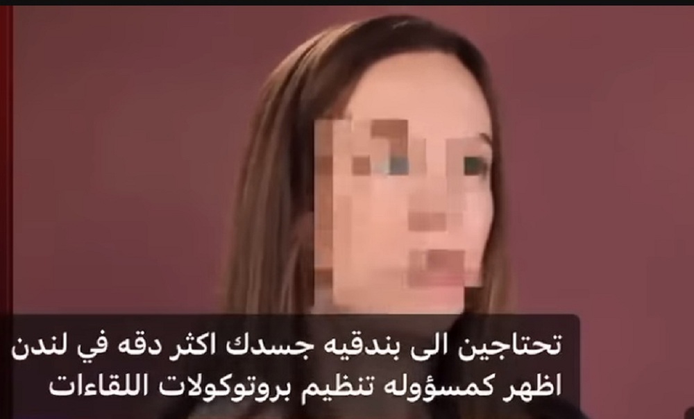 مجندة إسرائيلية تروي رحلتها في أحضان مسؤولين عرب: أخبرني أني لا أحتاج بندقية جسدي أكثر دقة