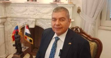السفير الفنزويلي يهنئ الشعب المصري: قدّم إسهامات جليلة للبشرية ولا يزال يُسهم بعطاءاته 