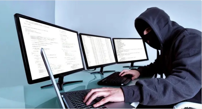 النيابة العامة تُباشر التحقيقات في وقائع منصة “VSA”


