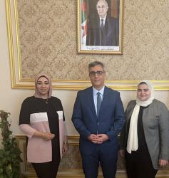 سفير الجزائر بمصر يبحث مع الغرفة الإسلامية للتجارة سبل دعم رجال الأعمال الجزائريين دوليًا