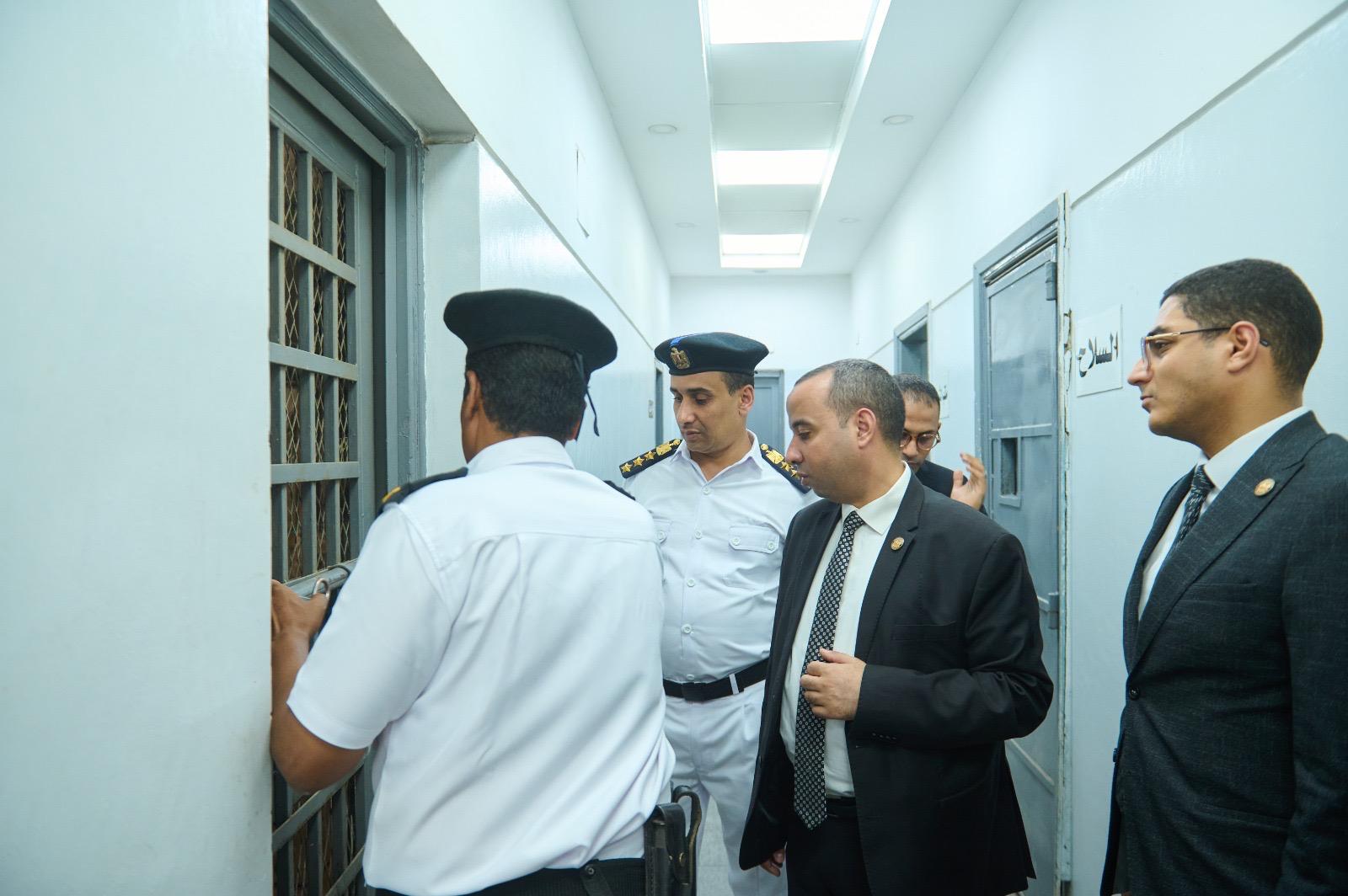 النيابة العامة تُجري تفتيشًا لعددٍ من مراكز الإصلاح وأقسام الشرطة بعددٍ من المحافظات