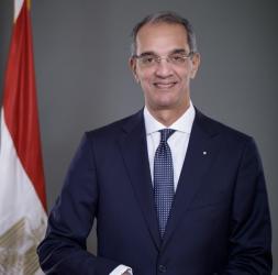 وزير الاتصالات: الفتوى الرشيدة تحتاج إلى بصيرة شرعية ويقظة تكنولوجية
