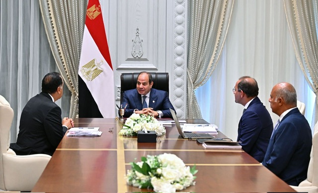 السيسي يطّلع على المؤشرات المالية للعام 2024/2025 ويوجّه بمواصلة الانضباط المالي وتعزيز الدعم الاجتماعي