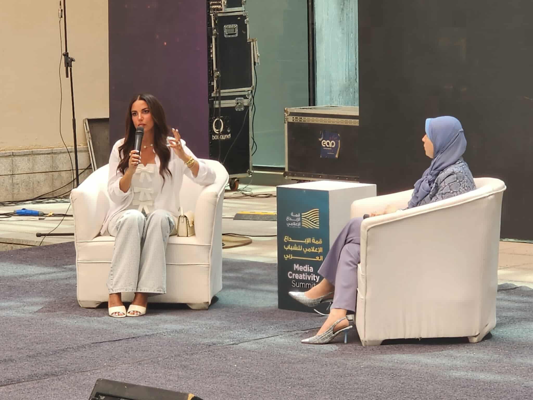 قمة الإبداع الإعلامي للشباب العربي تكرم الفنانة درة لتوثيقها معاناة أهل غزة