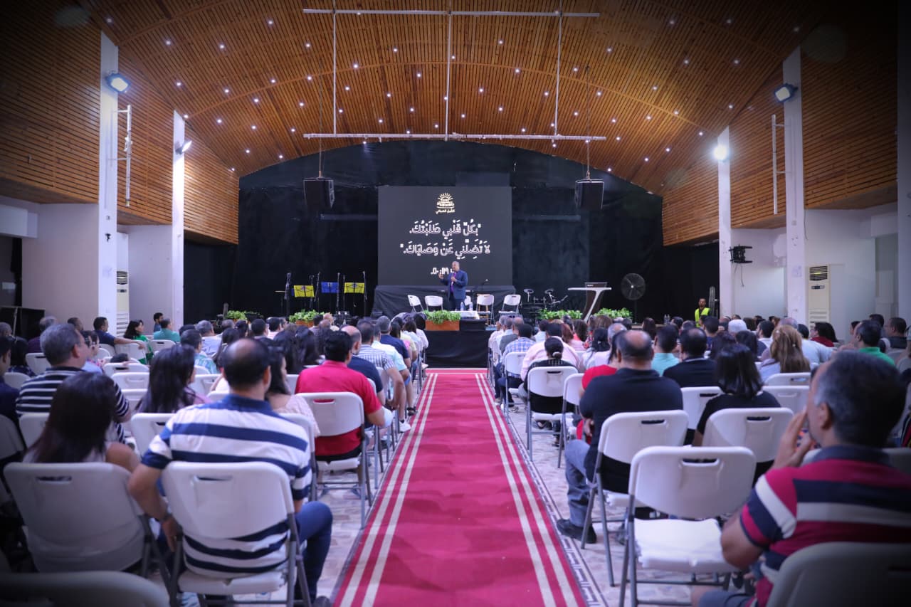 رئيس الطائفة الإنجيلية يشهد افتتاح مؤتمر القسوس الشباب ويؤكد: الكنيسة المحلية قلب رسالتنا