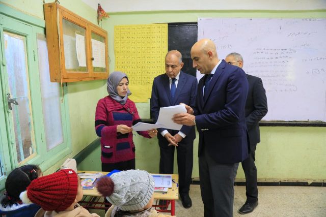 استعداداً للعام الدراسي الجديد محافظ المنيا يشدد على جاهزية المدارس وتحسين البيئة التعليمية
