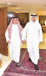 سفير قطر يشيد بزيارة نظيره السعودي : موقف يجسد وحدة الصف الخليجي والتضامن العربي