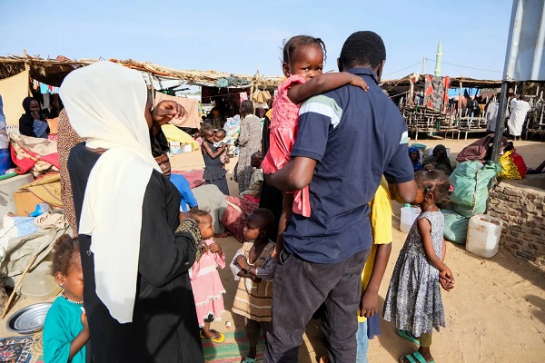 دعوة سعودية مصرية إماراتية أمريكية لوقف القتال بالسودان وانتقال سياسي شامل خلال 9 أشهر
