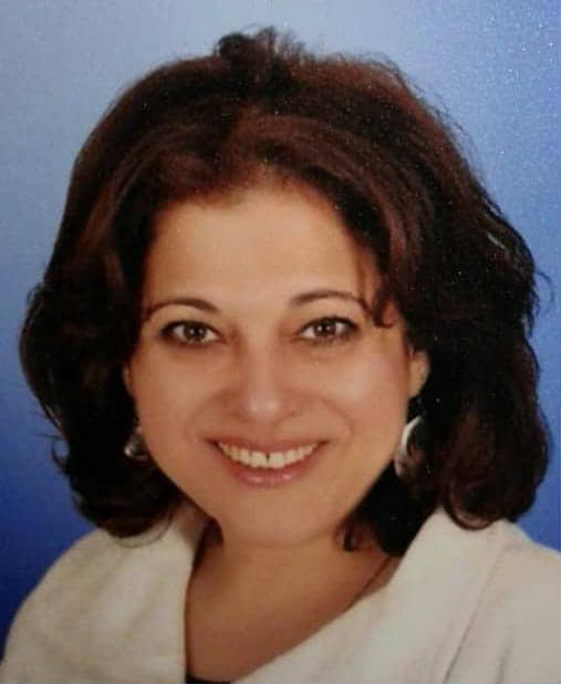 حوار مع الفنانة والأديبة والمترجمة إيزابيل كمال: الترجمة الأقرب لقلبي