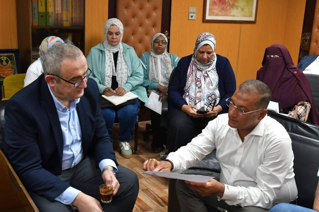جولة تفقدية لرئيس هيئة المستشفيات التعليمية بمعهد الكلى ومستشفى المطرية