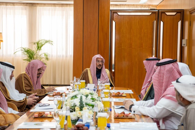 وزير الشؤون الإسلامية السعودي  يزور مجمع الملك فهد لطباعة المصحف الشريف 
