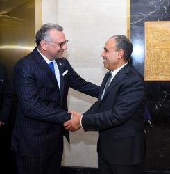 وزير الخارجية يبحث مع كبير مستشاري ترامب  قضايا السودان وليبيا والقرن الأفريقي