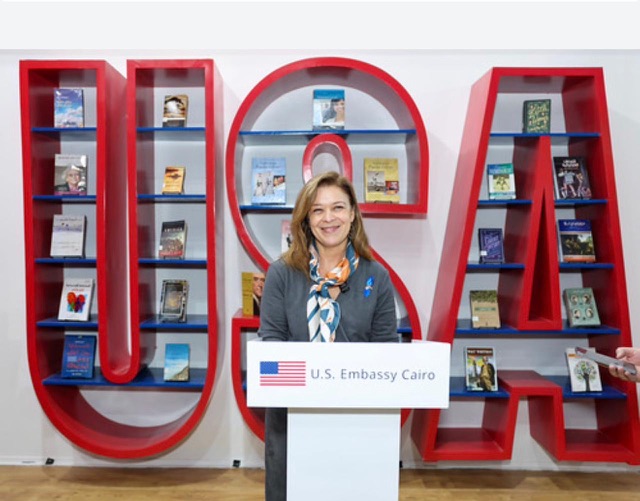السفارة الأمريكية تشارك في معرض القاهرة الدولي للكتاب  