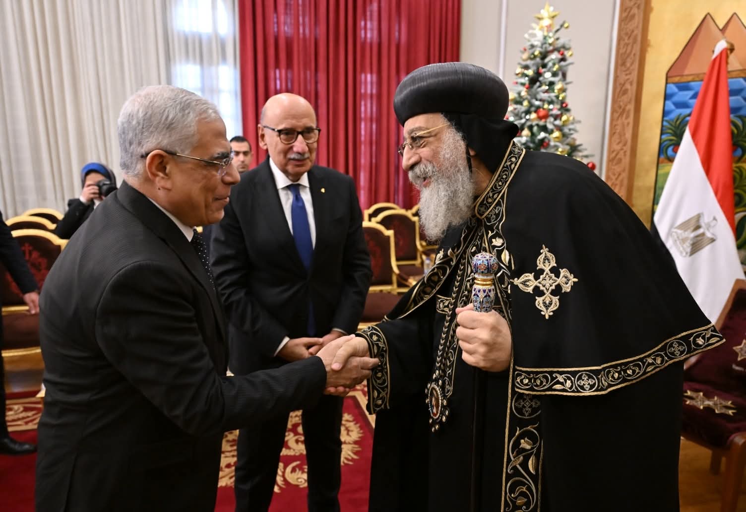 البابا تواضروس يستقبل رئيس وأعضاء مجلس القضاء الأعلى لتهنئته بالعيد ويؤكد دور القضاة في صنع السلام