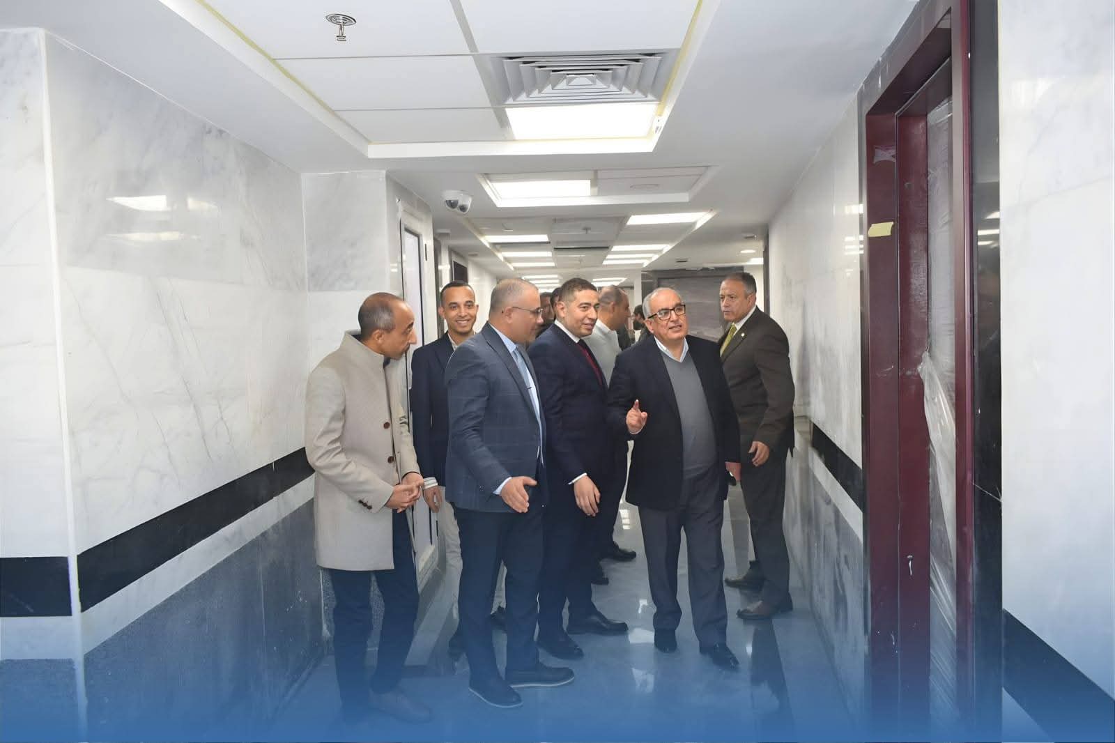 جاهزية الطوارئ والرعاية المركزة بمستشفى مدينة نصر تحت متابعة رئيس التأمين الصحي