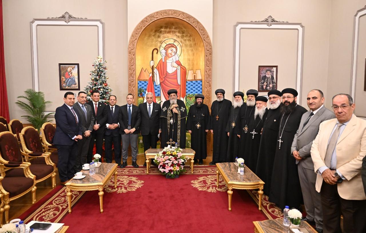 رئيس نادي قضاة مصر يزور الكاتدرائية للتهنئة بعيد الميلاد