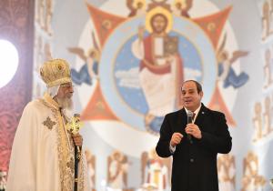 السيسي من كاتدرائية ميلاد المسيح: «وصيتي للمصريين ألا يسمحوا لأحد أن يفرقهم»… 