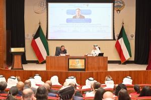 نبيل فهمي يلقي محاضرة بمعهد سعود الناصر الصباح الدبلوماسي الكويتي حول مستقبل العمل العربي المشترك