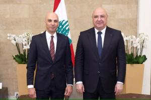 السفير تميم خلاف يقدم أوراق اعتماده للرئيس اللبناني ويؤكد دعم مصر لأمن لبنان واستقراره