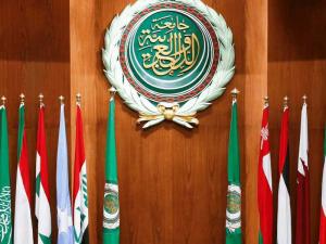 الجامعة العربية تؤكد رفض الاعتداءات الحوثية على مطار الملك فهد الدولي وحقل شيبة النفطي بالسعودية