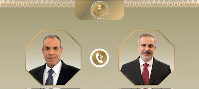 وزير الخارجية ونظيره التركي يبحثان مستجدات الأوضاع الإقليمية وجهود خفض التصعيد