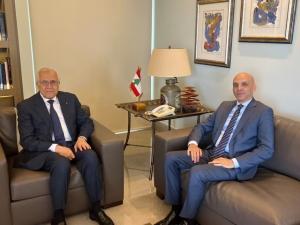 سفير مصر لدي لبنان يبحث مستجدات الأوضاع مع العماد ميشال سليمان