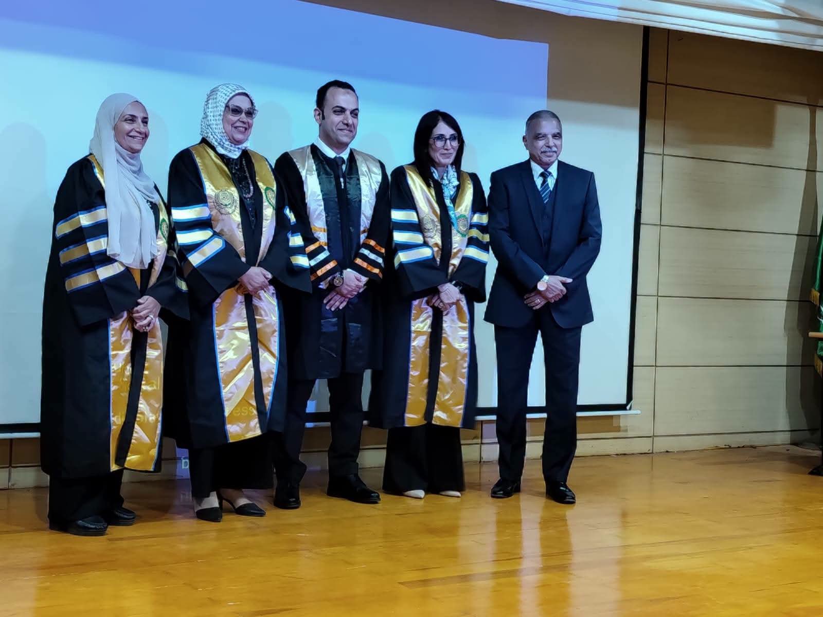 تهنئة للدكتور أحمد رزق بمناسبة حصوله على درجة الدكتوراه في إدارة المستشفيات