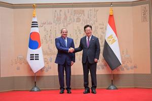 بيان مشترك  بشأن إرساء شراكة استراتيجية بين مصر و كوريا