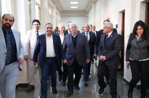 وزير التعليم العالي يتفقد جامعة اللوتس بالمنيا