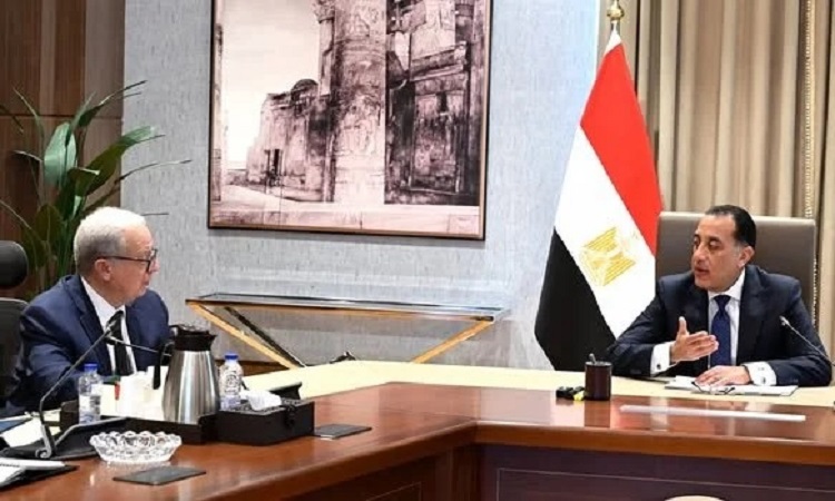 اول القصيدة: 