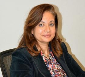 وداع دافئ لرشا صالح بالقومي للترجمة قبل توليها رئاسة أكاديمية الفنون بروما

