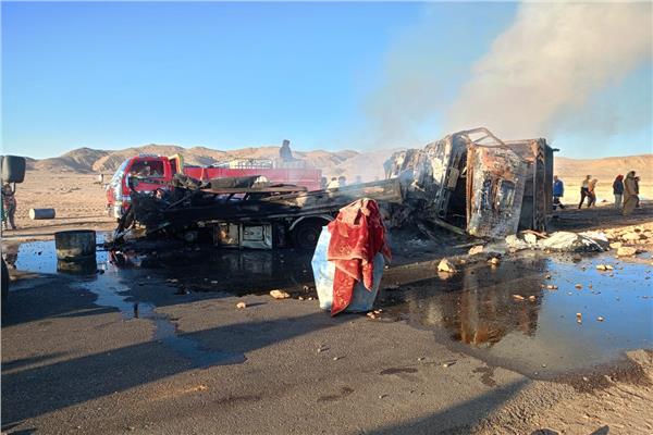 ارتفاع عدد وفيات حادث تصادم سيارتين بطريق إدفو - مرسى علم إلى 7 حالات بينهم 6 سودانيين