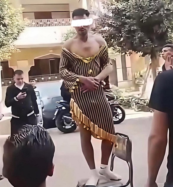 القبض على المتهمين بإجبار شاب على ارتداء ملابس نسائية في القليوبية

