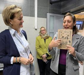 سفيرة الاتحاد الأوروبي تلتقي محافظ بني سويف خلال زيارتها الأولي