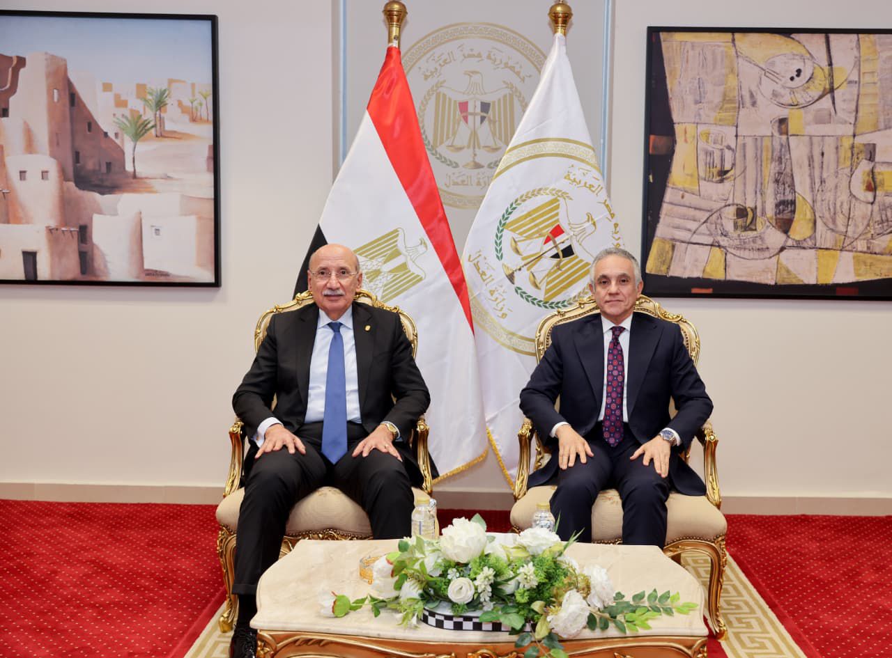 وزير العدل يستقبل رئيس مجلس القضاء الأعلى للتهنئة بتولي مهام الوزارة