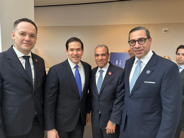 وزير الخارجية يجري لقاءات جانبية على هامش اجتماع مجلس السلام بواشنطن